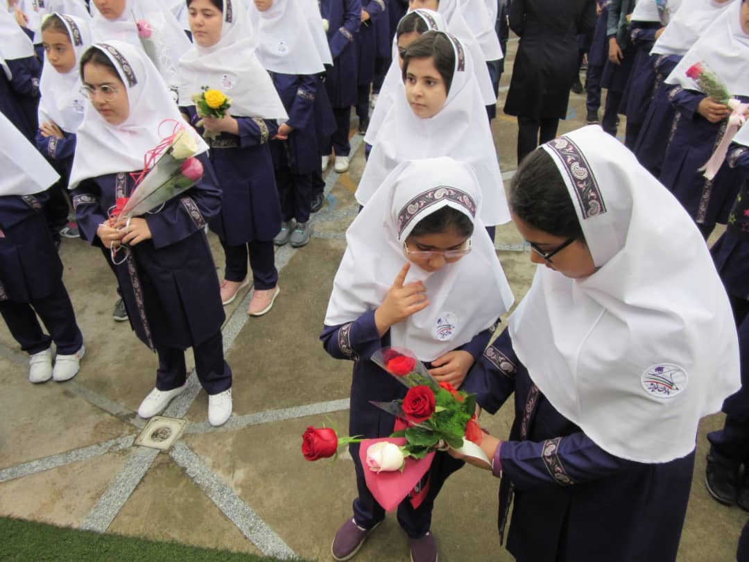 جشن آغاز سال تحصیلی 99-98 در باران اندیشه